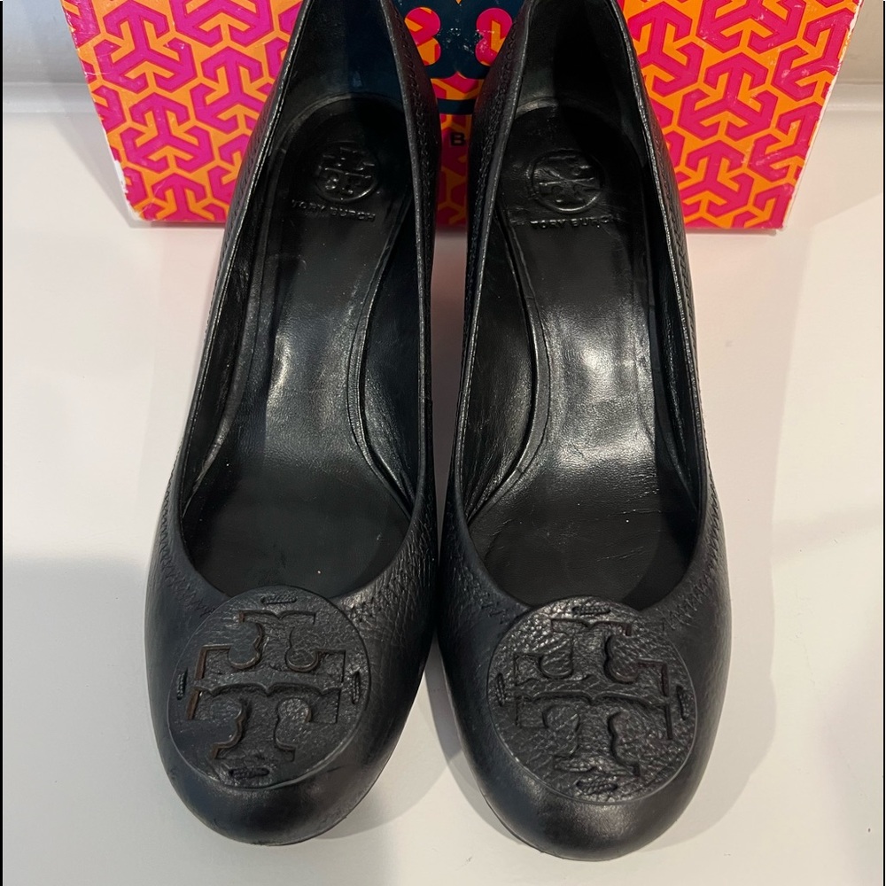 Tory Burch Sally leather wedge sz 11